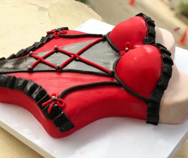 Henna Cake By Hanavio