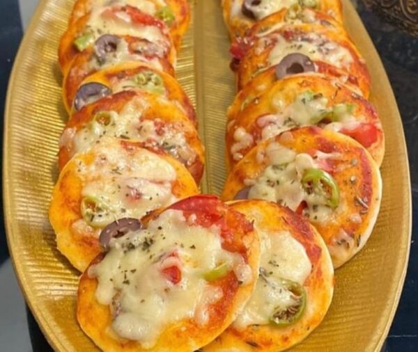 Mini Pizza Tuna by Bites