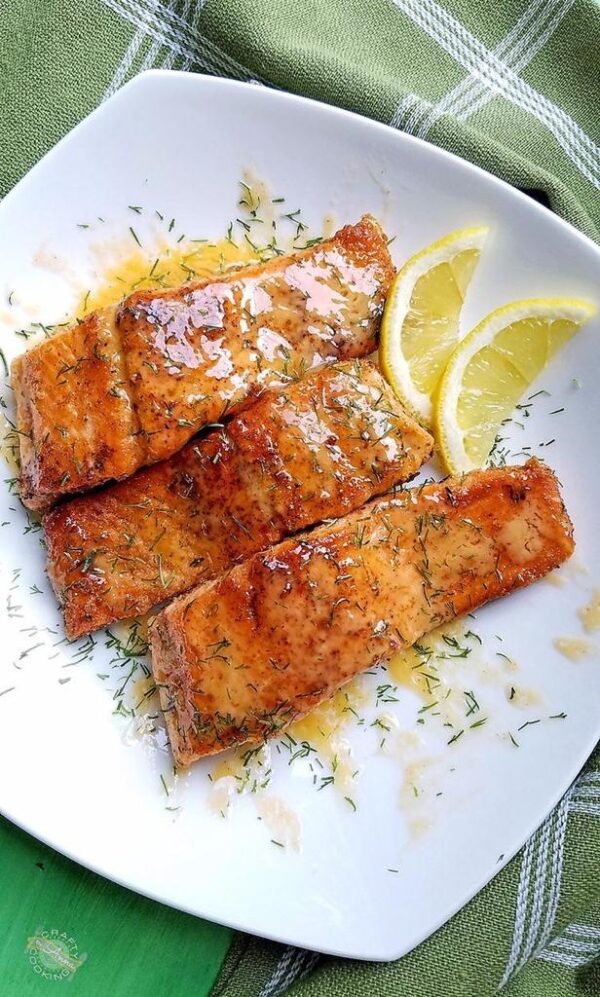 Salmon Steak with dill & lemon sauce by Bites