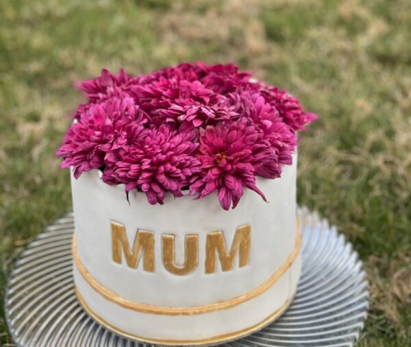 Mother's day cake by Hanavio