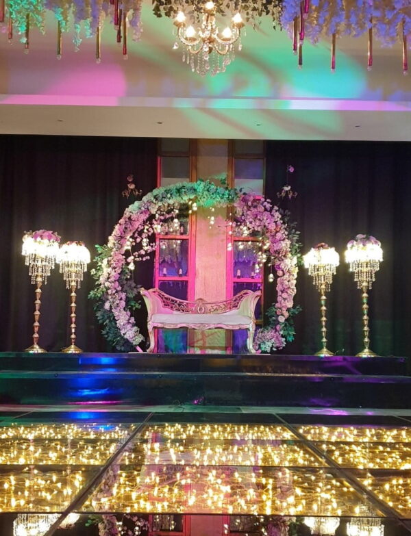 Hall Lotus
