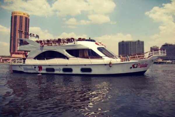 Valentine Yacht