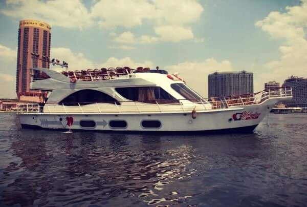 Valentine Yacht