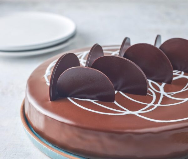 Chveux Danges Cake by Dukes