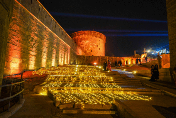Yussuf's Well Plaza - Image 5